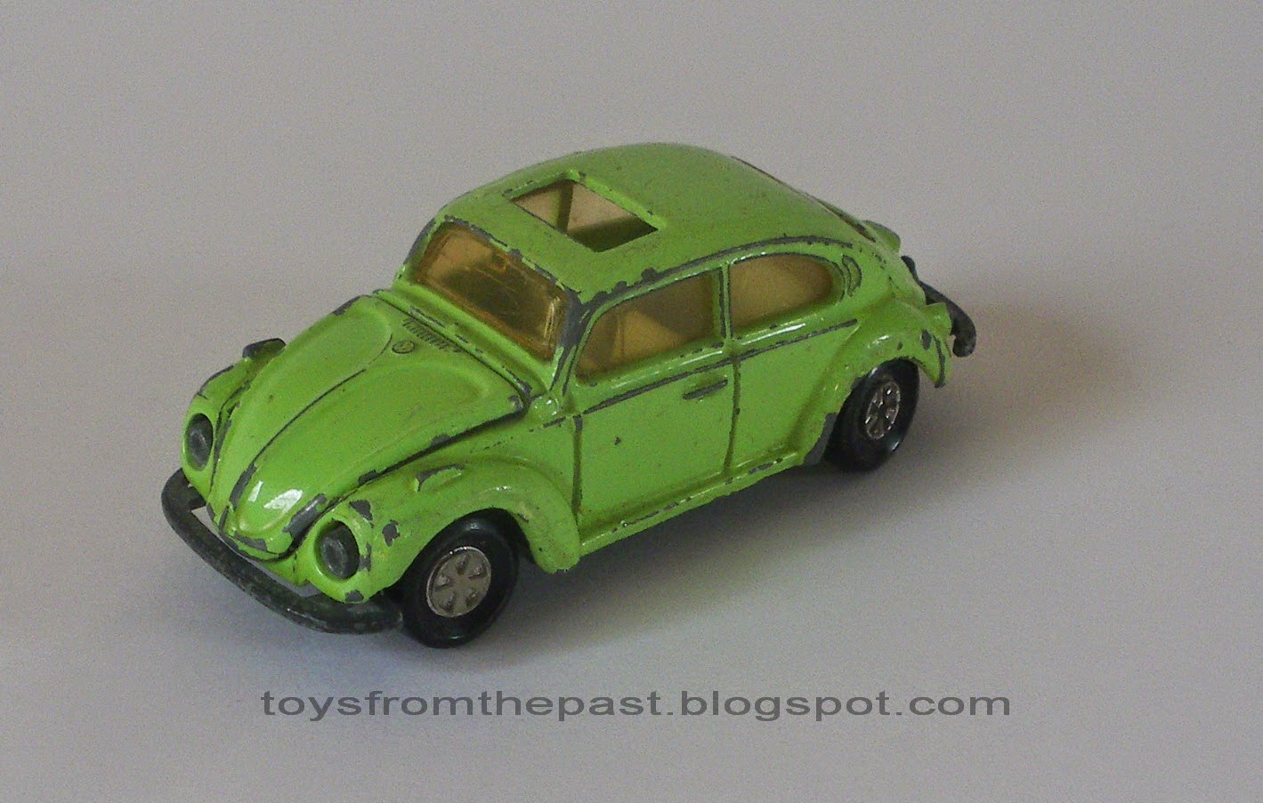 Vw top beetle majorette